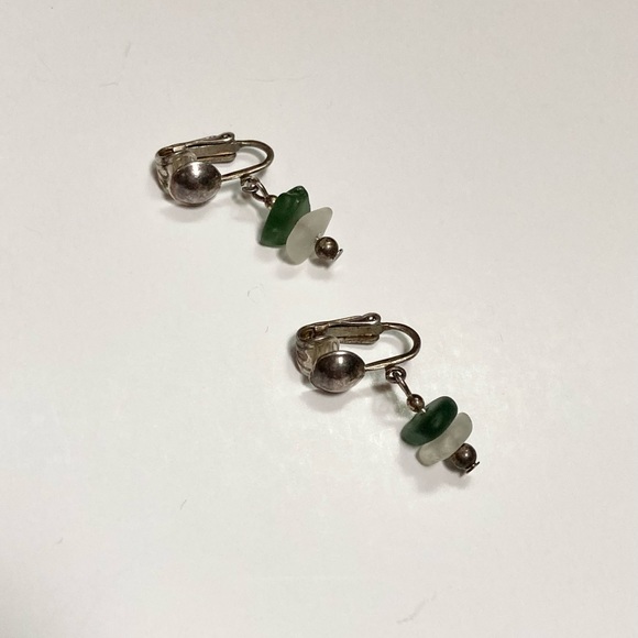 Vintage Sea Glass Sterling Silver Clip On Earrings - Picture 5 of 6